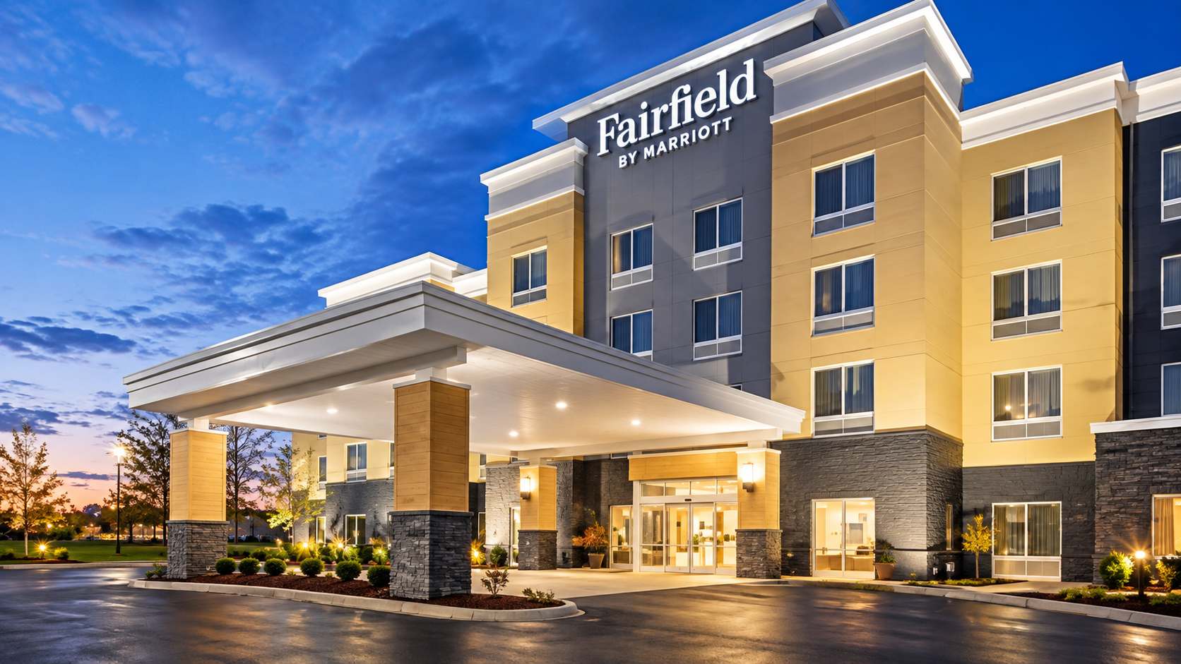 Fairfield by Marriott Inn & Suites Louisville East Building Exterior